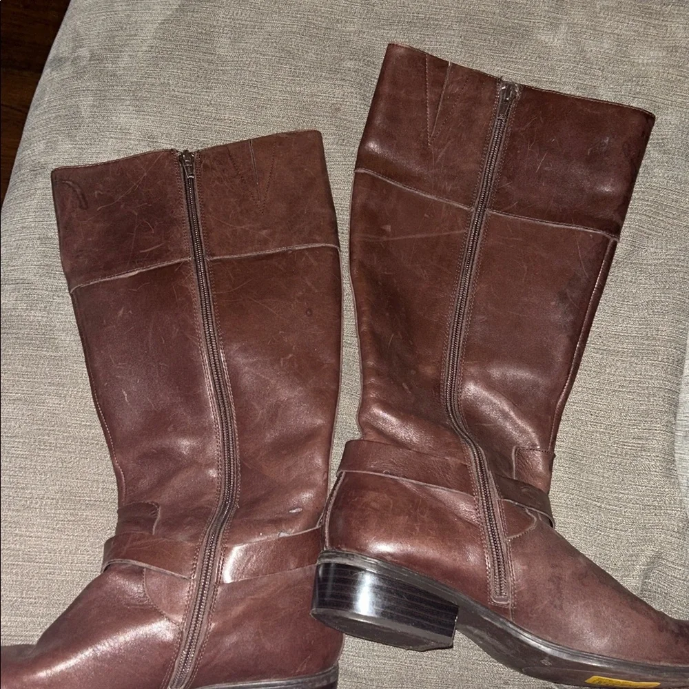 Ralph Lauren Burnished Calf Boots size 8, 8B - Picture 2 of 4